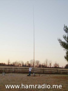 KJ4FAJ poses with 43 foot antenna