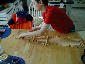 KJ4FAJ organizes spreader dowels