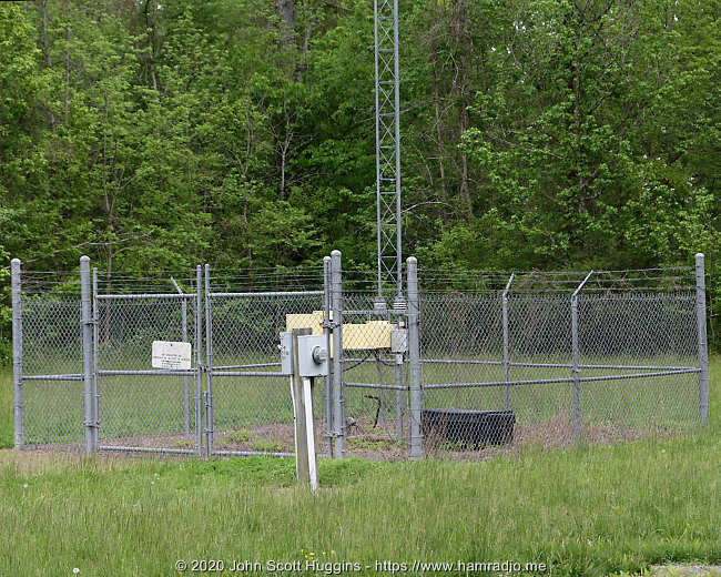 Transmitting equipment of MSQ low frequency Culpeper aviation beacon.